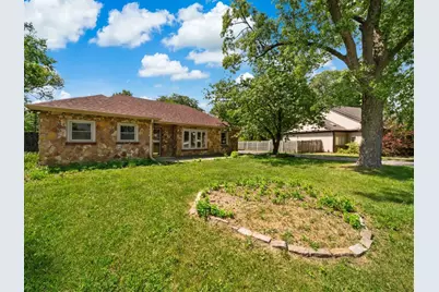 5706 Leitch Avenue, Countryside, IL 60525 - Photo 3