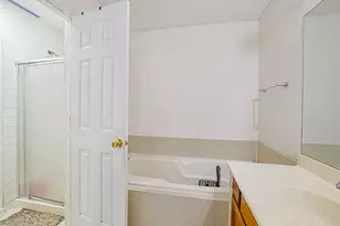 1861 Seneca Dr, Hanover Park, IL 60133 - Photo 17