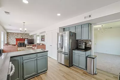 1861 Seneca Drive, Hanover Park, IL 60133 - Photo 11