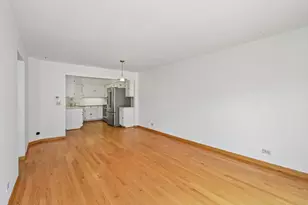 1309 Newport St, Mundelein, IL 60060 - Photo 9