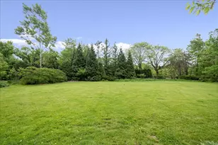 2080 Norfork Rd, Northfield, IL 60093 - Photo 7