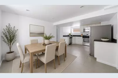1225 W Newport Street #G, Chicago, IL 60657 - Photo 9