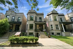 1225 W Newport St, Chicago, IL 60657 - Photo 1
