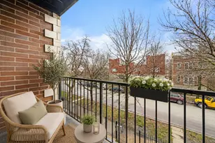 2318 N Hamilton Ave, Chicago, IL 60647 - Photo 19