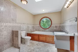 12712 Hensel Rd, Huntley, IL 60142 - Photo 9