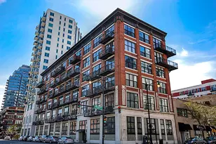 1601 S Michigan Ave, Chicago, IL 60616 - Photo 1