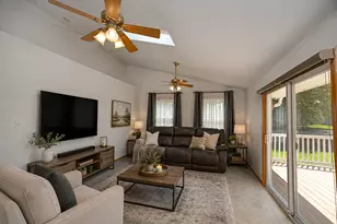 704 Fort St, Ottawa, IL 61350 - Photo 11