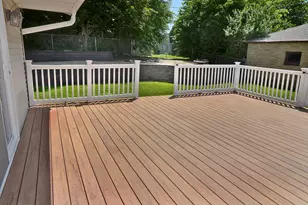 704 Fort St, Ottawa, IL 61350 - Photo 37