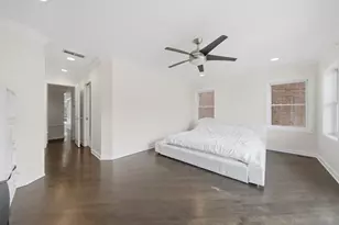 2623 W Belmont Ave, Chicago, IL 60618 - Photo 11