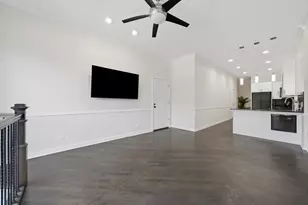 2623 W Belmont Ave, Chicago, IL 60618 - Photo 5