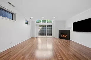 2623 W Belmont Ave, Chicago, IL 60618 - Photo 15