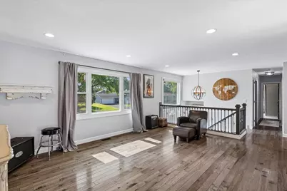 6916 Williams Drive, Woodridge, IL 60517 - Photo 7