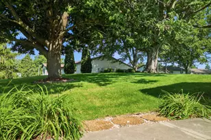 311 N Jackson St, Morrison, IL 61270 - Photo 7