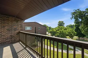 650 Perrie Dr, Elk Grove Village, IL 60007 - Photo 21