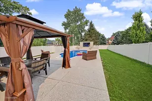 7381 S Madison St, Burr Ridge, IL 60527 - Photo 49