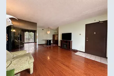 5408 Chateau Drive #3, Rolling Meadows, IL 60008 - Photo 3