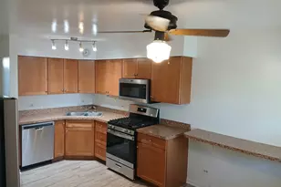 211 N Bothwell St, Palatine, IL 60067 - Photo 3