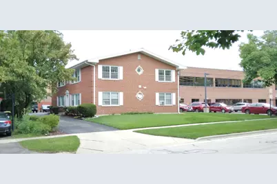 211 N Bothwell Street #1B, Palatine, IL 60067 - Photo 1