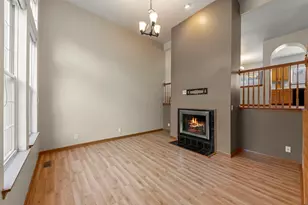 1912 Grandview Pl, Montgomery, IL 60538 - Photo 7