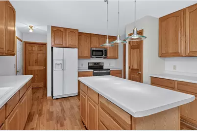 2039 Bernadette Lane, Yorkville, IL 60560 - Photo 9