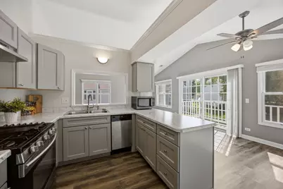 [Address not provided], Elk Grove Village, IL 60007 - Photo 9