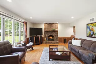 8100 Lake Ridge Dr, Burr Ridge, IL 60527 - Photo 19