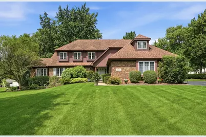 8100 Lake Ridge Drive, Burr Ridge, IL 60527 - Photo 1