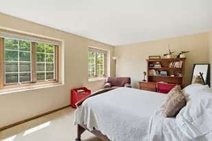 8100 Lake Ridge Dr, Burr Ridge, IL 60527 - Photo 31