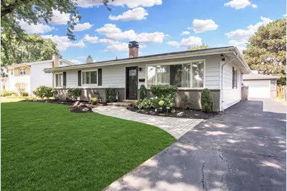 704 N Wilshire Drive, Mount Prospect, IL 60056 - Photo 1