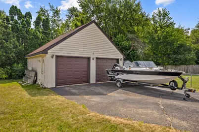 33 Woodbine Drive, Crystal Lake, IL 60014 - Photo 21