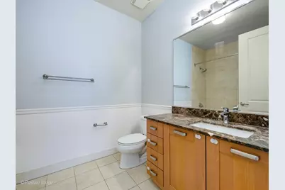170 W Polk Street #1404, Chicago, IL 60605 - Photo 15