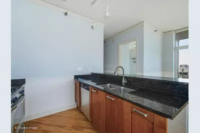 170 W Polk Street #1404, Chicago, IL 60605 - Photo 11