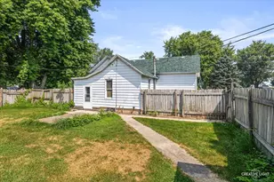 20609 State Line Rd, Harvard, IL 60033 - Photo 23