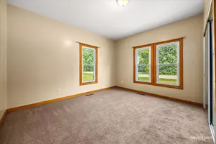 20609 State Line Rd, Harvard, IL 60033 - Photo 9