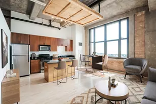 320 E 21st St, Chicago, IL 60616 - Photo 3