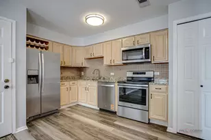 2113 Ammer Ridge Ct, Glenview, IL 60025 - Photo 11