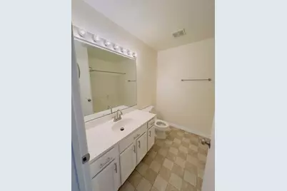 607 Buckskin Lane #607, Carpentersville, IL 60110 - Photo 3