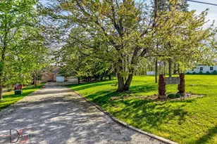 1419 Shoreline Dr, Varna, IL 61375 - Photo 3
