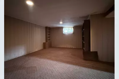 9444 Clifton Park Avenue, Evergreen Park, IL 60805 - Photo 15