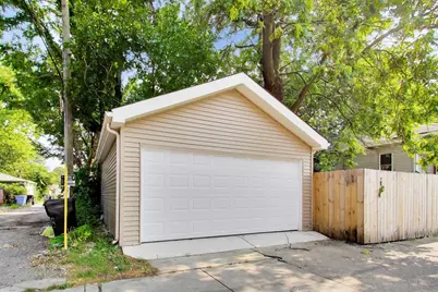 8301 S Maryland Avenue, Chicago, IL 60619 - Photo 37