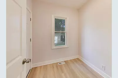 8301 S Maryland Avenue, Chicago, IL 60619 - Photo 19
