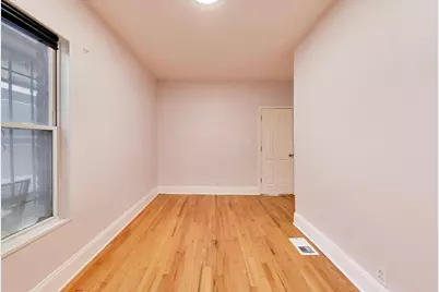 8301 S Maryland Avenue, Chicago, IL 60619 - Photo 15