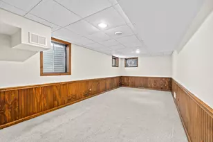 43W975 Nottingham Dr, Elburn, IL 60119 - Photo 37