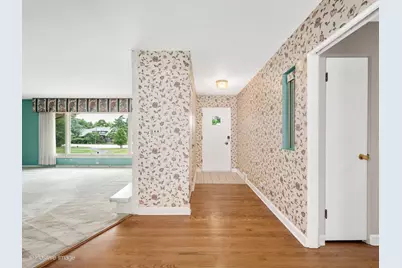 16W055 63rd Street, Willowbrook, IL 60527 - Photo 3