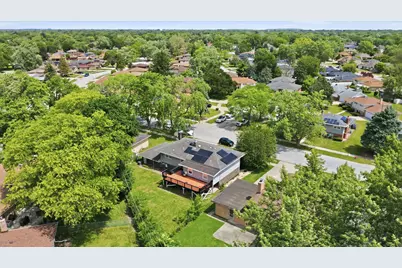 935 E 169th Street, South Holland, IL 60473 - Photo 5