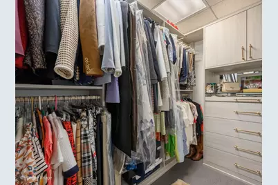 800 N Michigan Avenue #4703, Chicago, IL 60611 - Photo 25