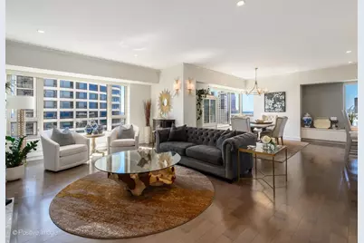 800 N Michigan Avenue #4703, Chicago, IL 60611 - Photo 5