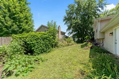 2613 Midland Drive, Naperville, IL 60564 - Photo 33