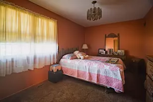 800 Burgess Dr, Utica, IL 61373 - Photo 11