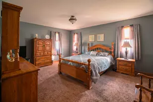 800 Burgess Dr, Utica, IL 61373 - Photo 9